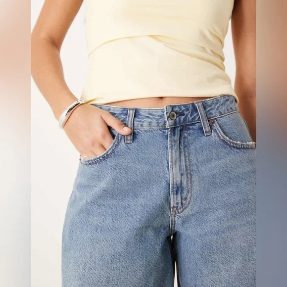 Size 28 Bermuda Long - Picture 4 of 13